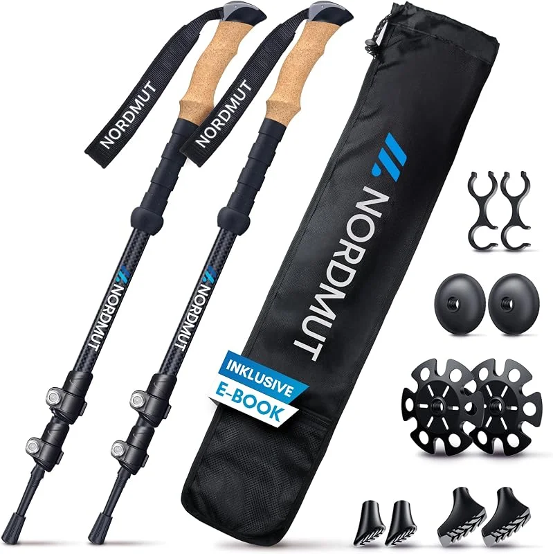 NORDMUT® Bâtons de randonnée télescopiques de qualité supérieure [aluminium et carbone] Bâtons de marche nordique réglables pour homme et femme, Bâtons de trekking ultra légers [avec jeu de tampons en caoutchouc] extensibles avec poignée en liège véritable — Equipement ski